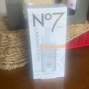 No. 7 Resurfacing Peel
